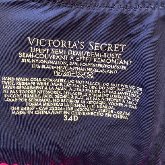 2 Victoria’s Secret bras 34D - Picture 9 of 9